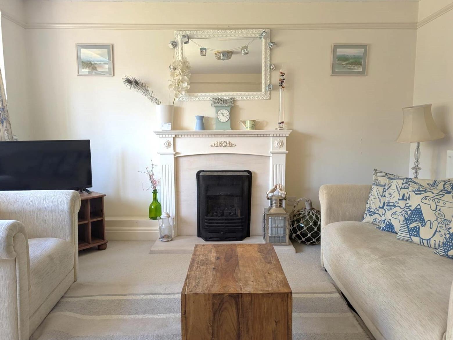Georgian 2 Bedroom Apartment In Chichester With Free Parking - Chichester Holiday Properties Esterno foto